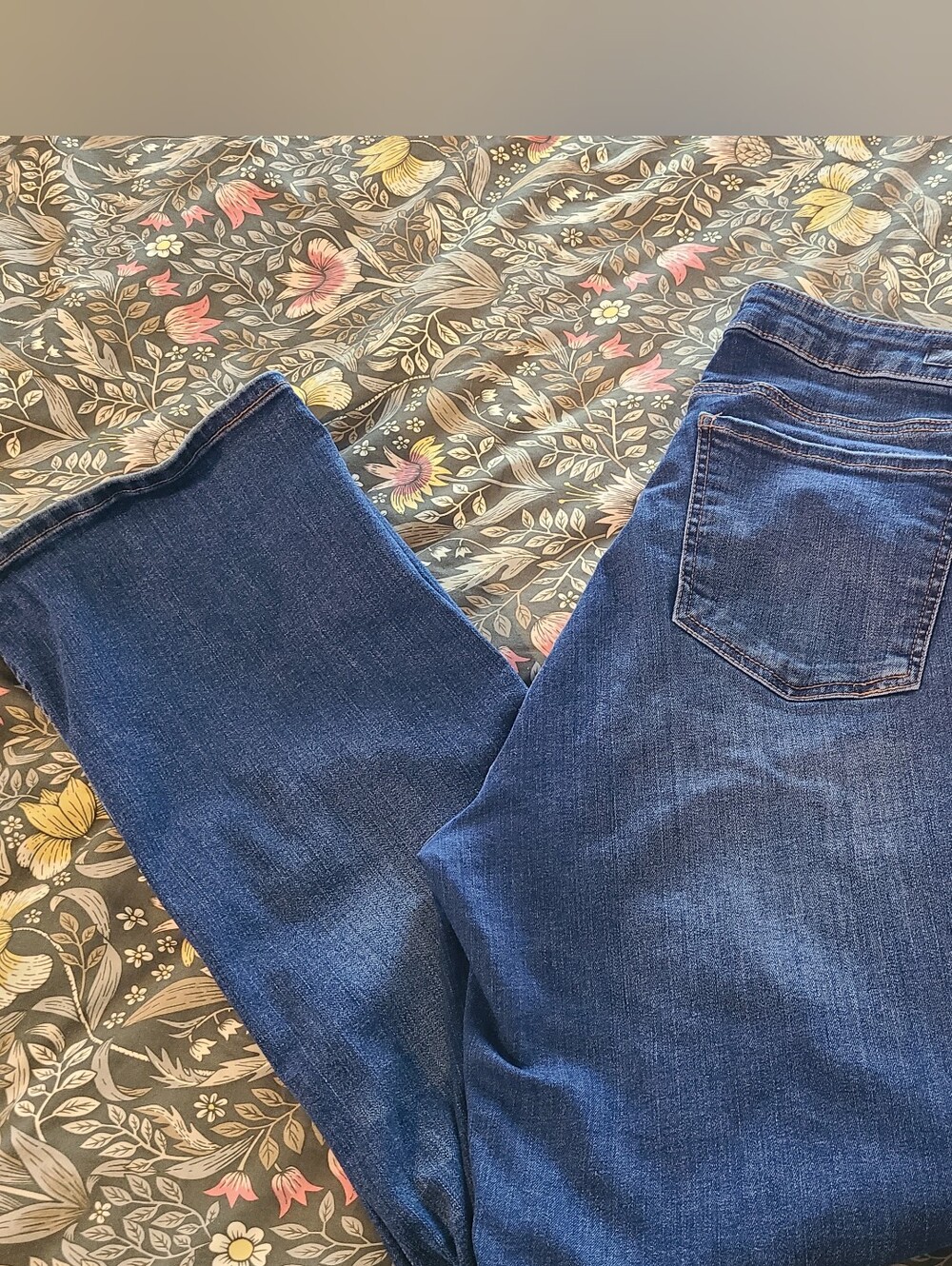 High Rise Bootcut Jeans - Picture 2 of 10
